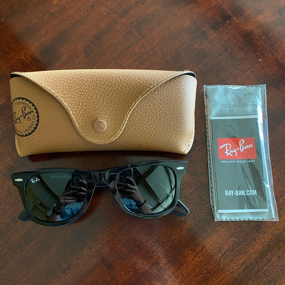 Ray-Ban Wayfarer Black Sunglasses
